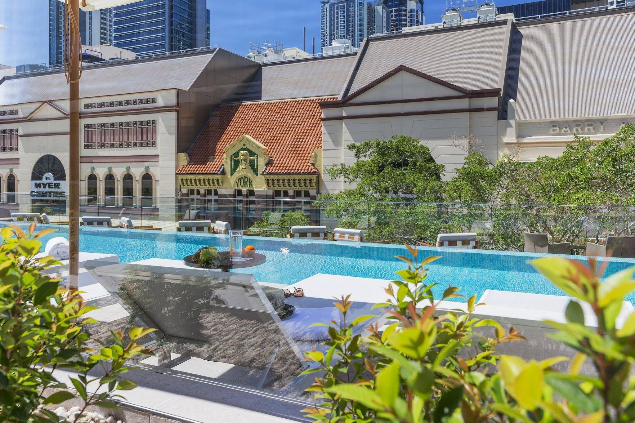 فندق Hyatt Regency بريزبين المظهر الخارجي الصورة The pool at the W Brisbane