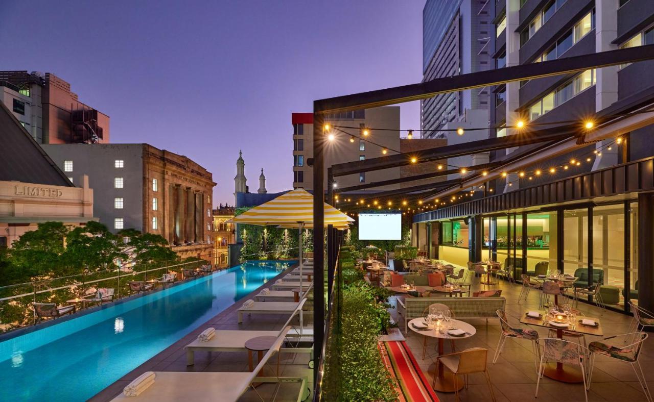 فندق Hyatt Regency بريزبين المظهر الخارجي الصورة The rooftop pool at The Standard East Village