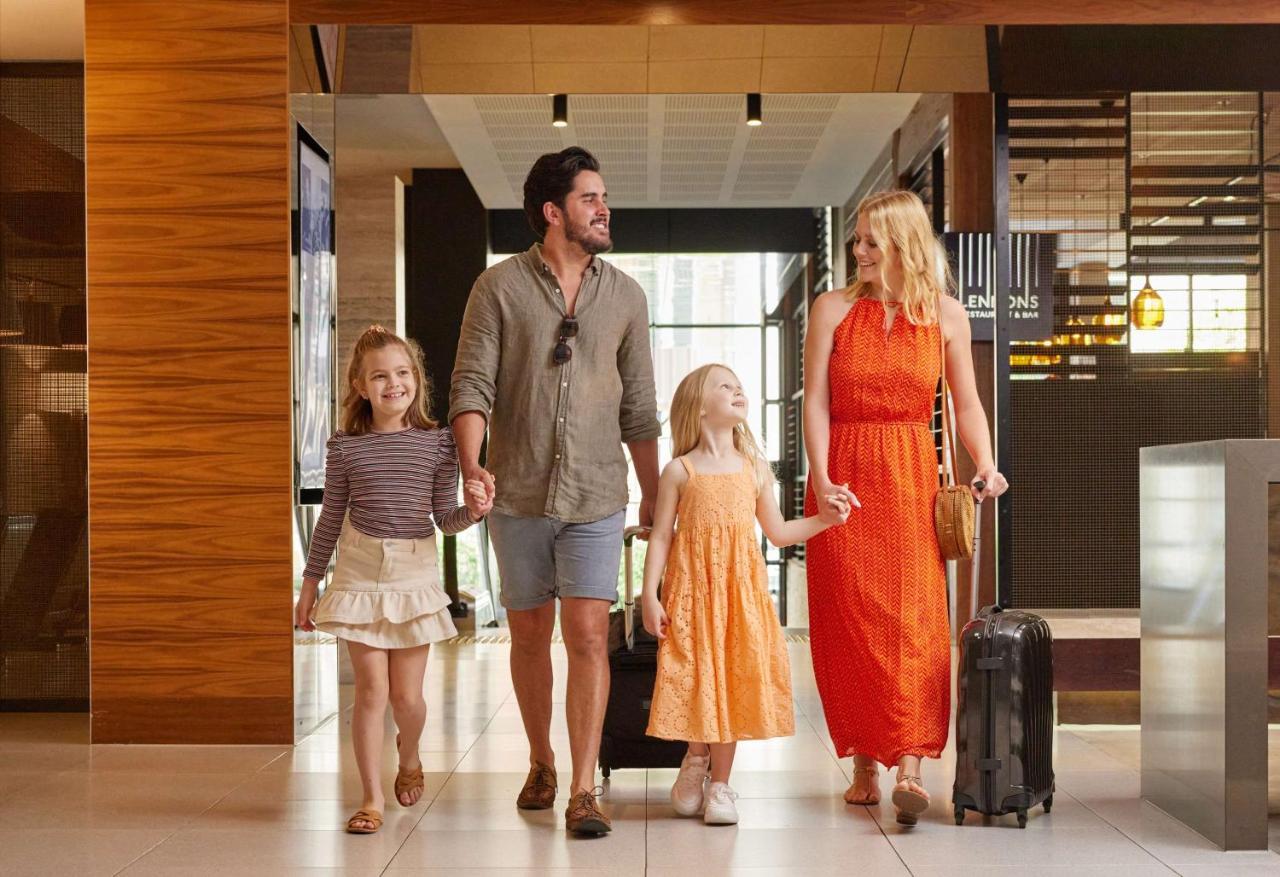 فندق Hyatt Regency بريزبين المظهر الخارجي الصورة Family at the hotel